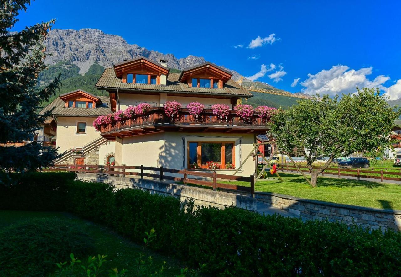 Casa Caste Villa Bormio Exteriör bild